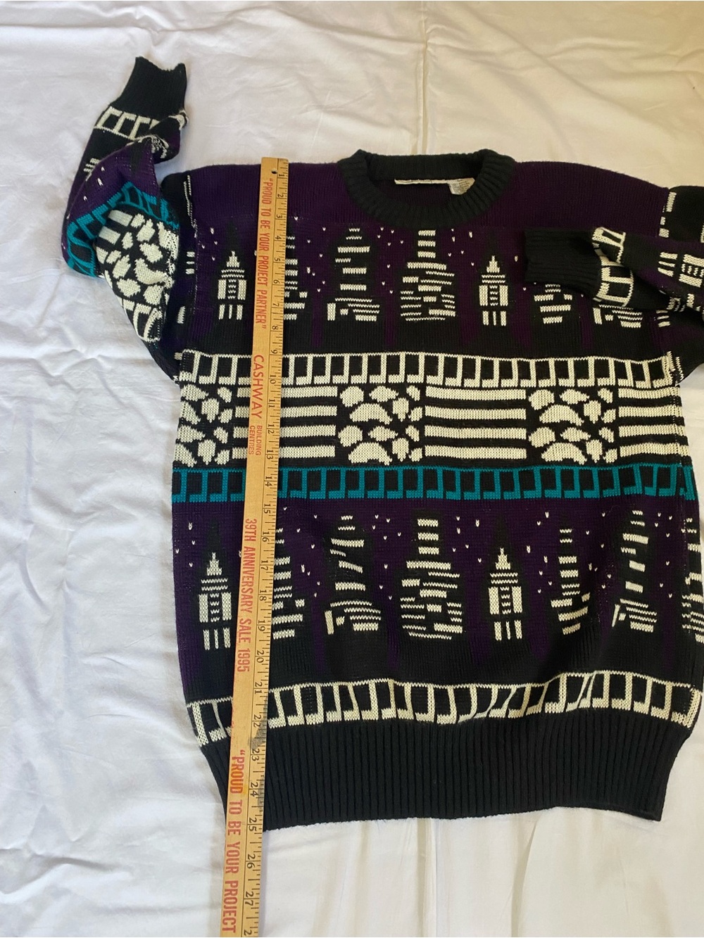 Women's Vintage Purple Psychedelic Cityscape Soft Knit Crewneck Sweater SM - Picture 11 of 13